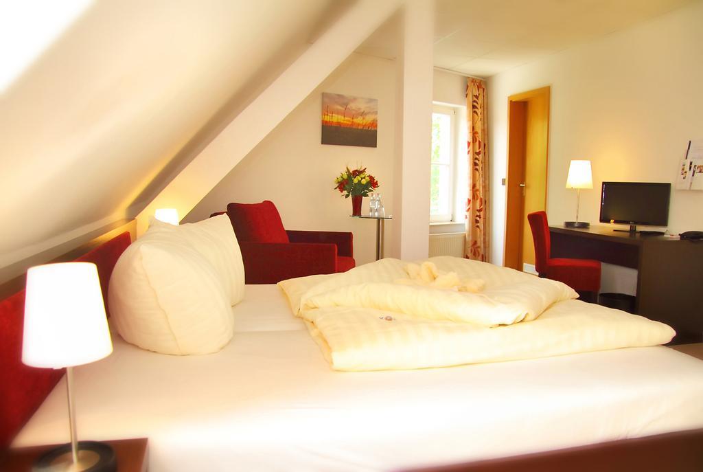 Hotel Müritzterrasse Röbel Habitación foto